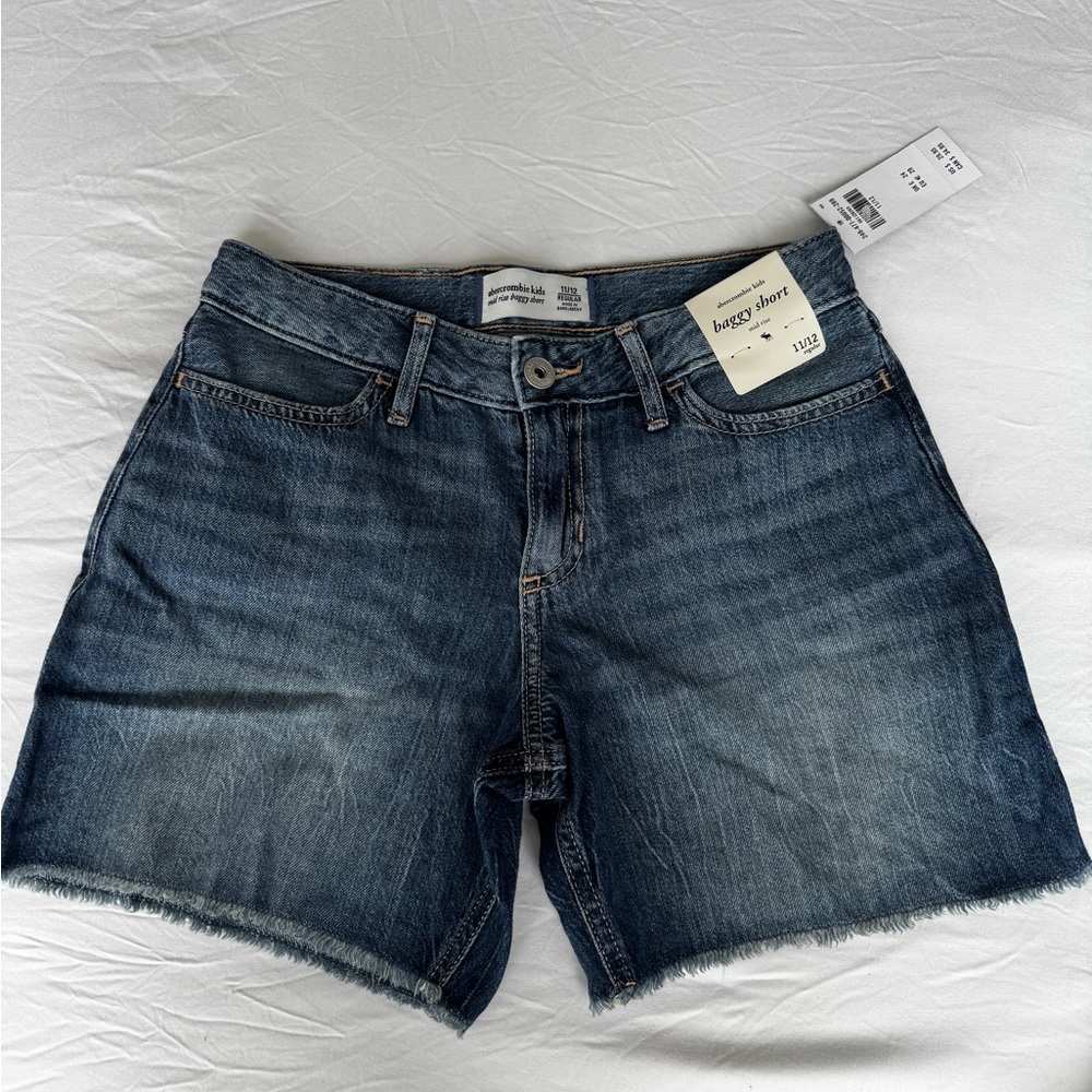 NWT Abercrombie Kids Blue Jean Shorts 11/12